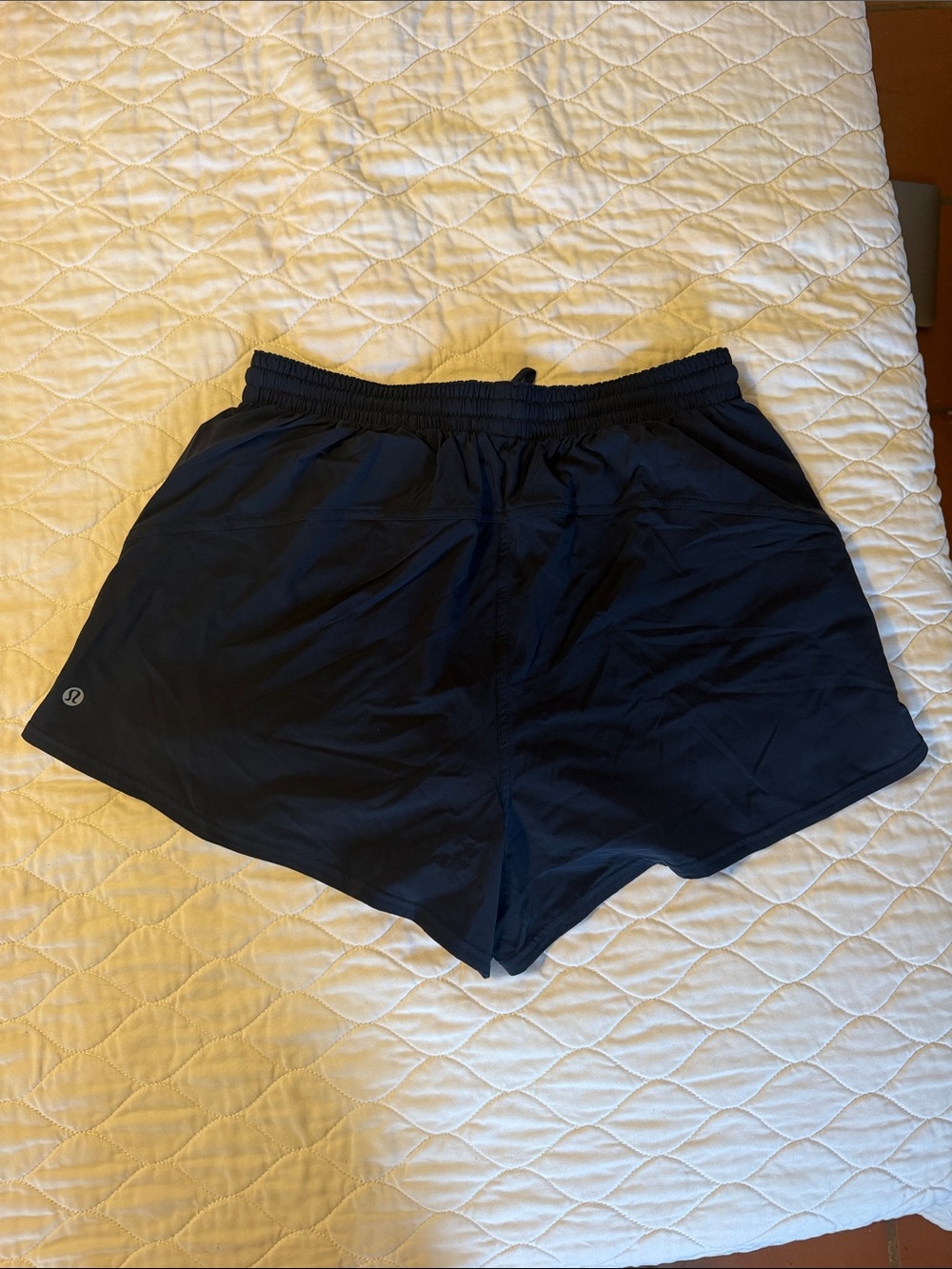Lululemon Women’s Court Rival High Rise Short 3” - Picture 2 of 3
